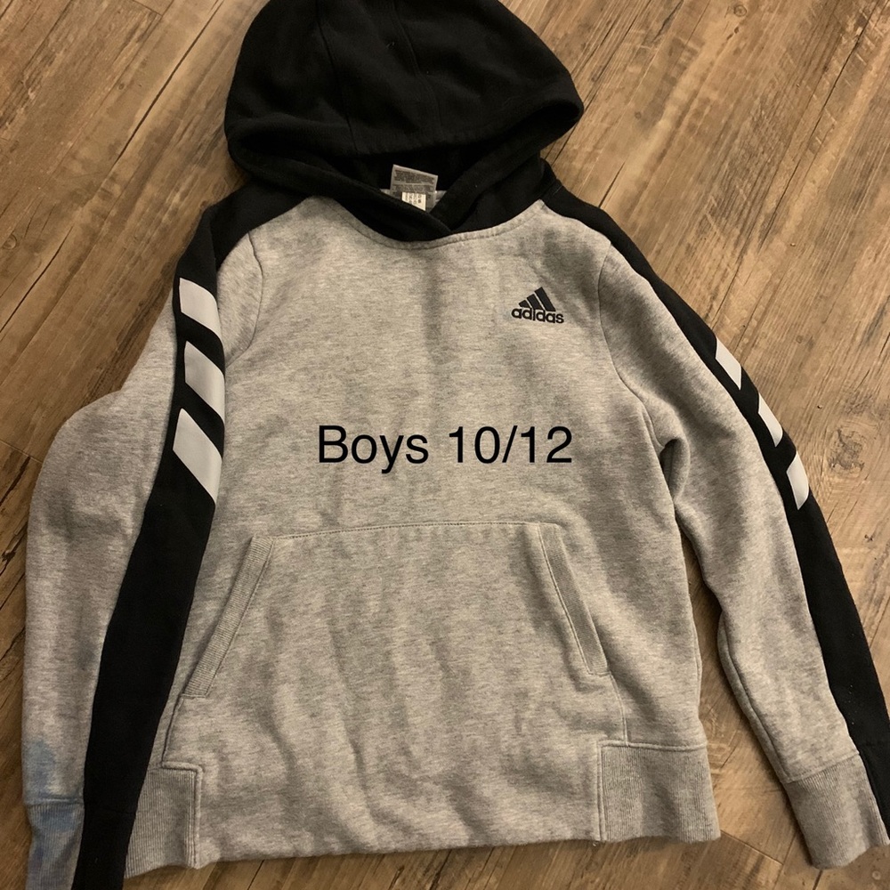 Adidas Sweatshirt